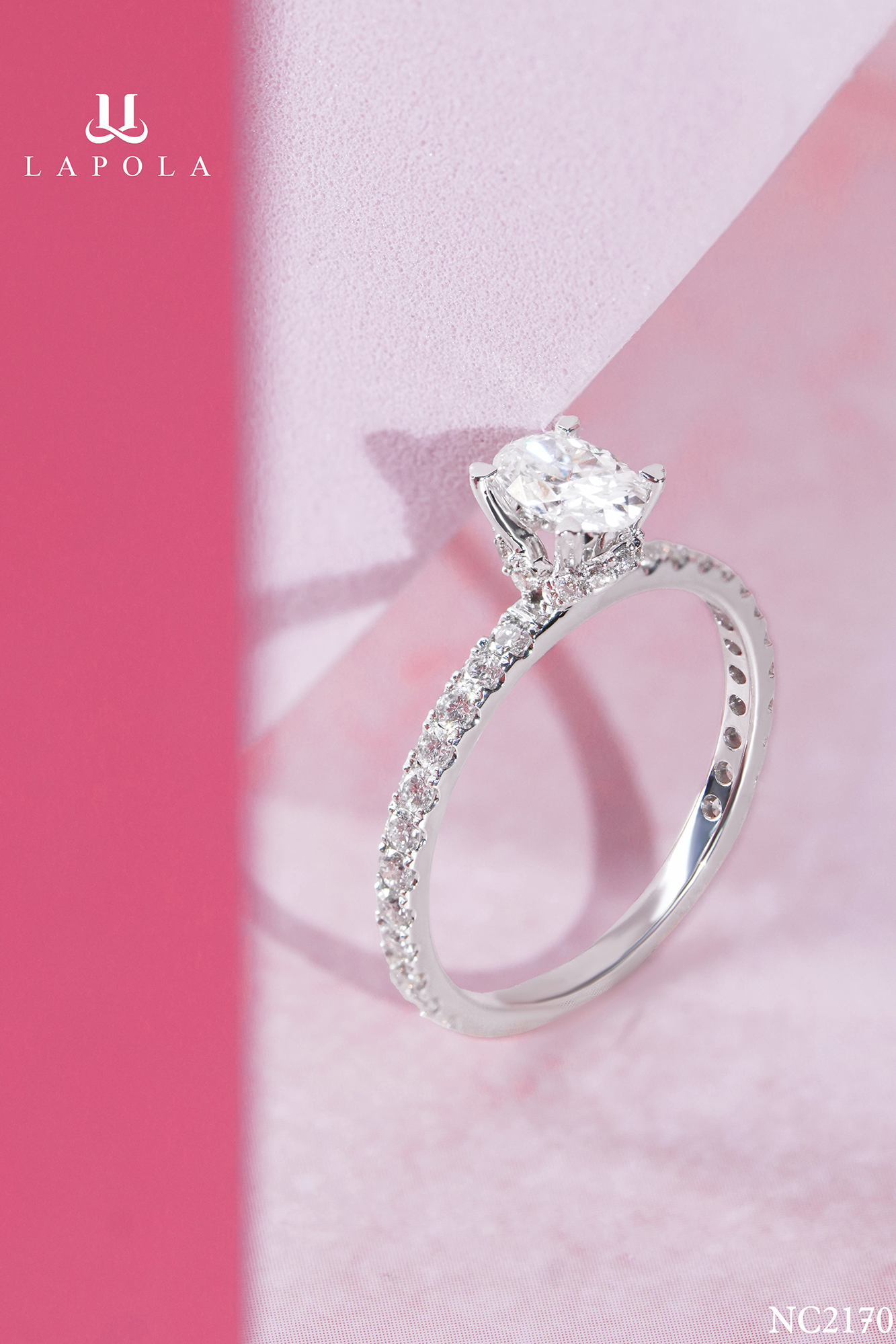 Nhẫn cầu h&ocirc;n kim cương Lapola Jewelry